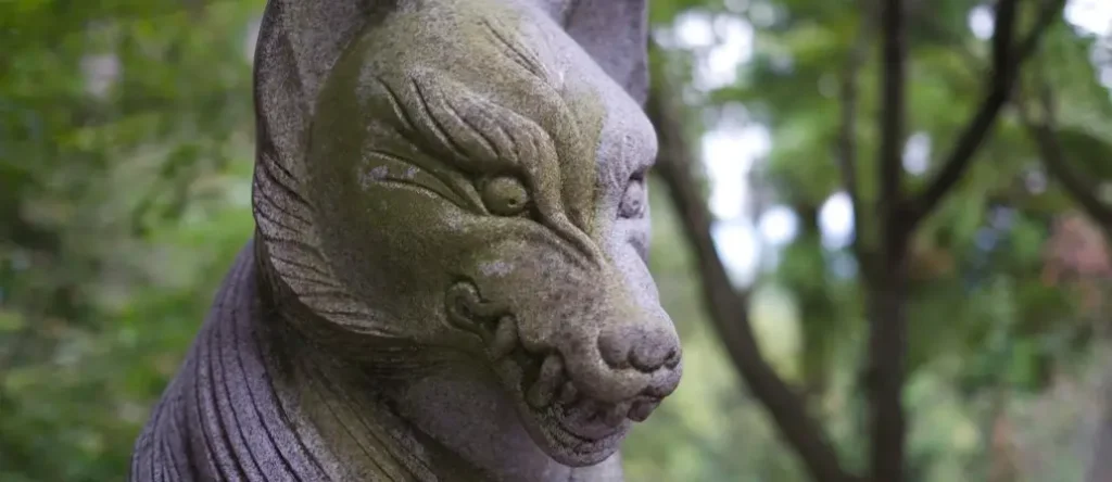 Yokai japonés Okami