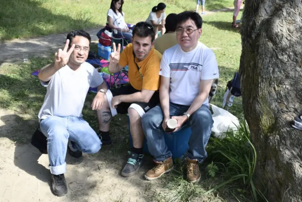 En una barbacoa con mis excompañeros de fabrica japonesa