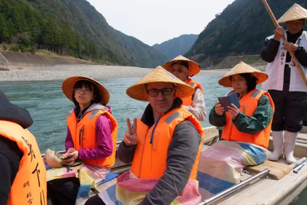 Yo navegando el Río Kumano