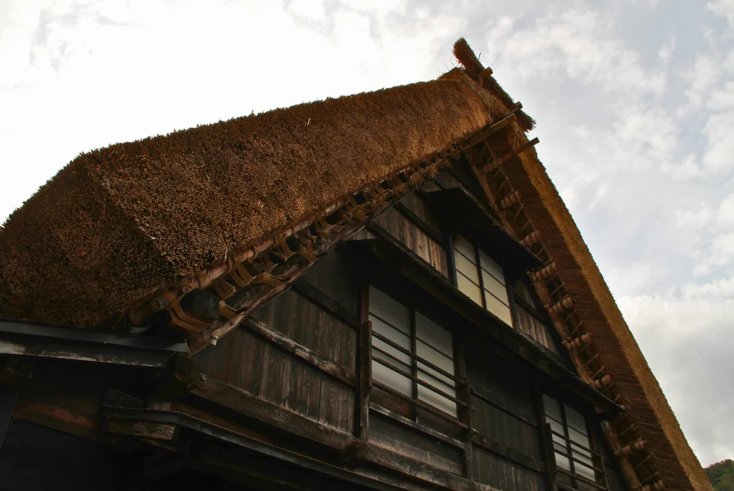 Casas Gassho zukuri en la aldea de Shirakawa